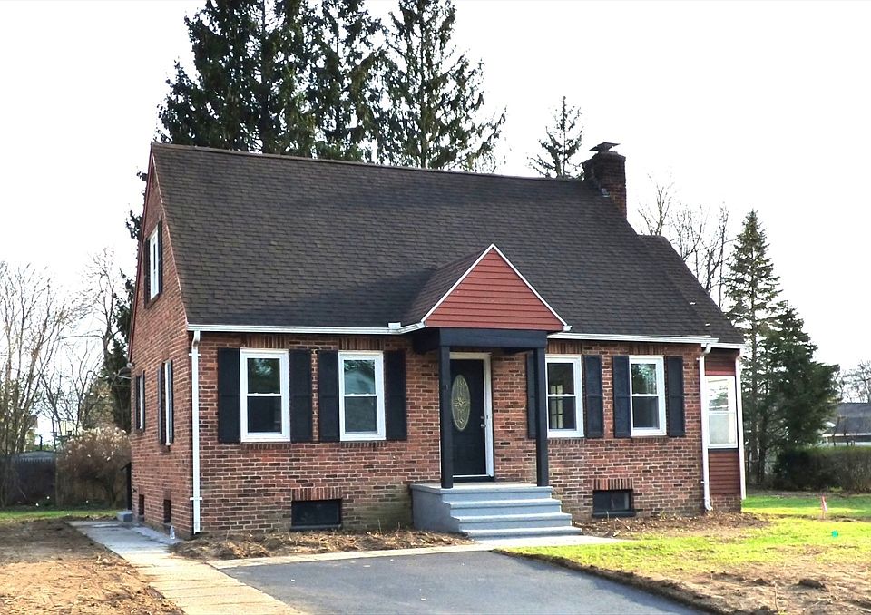 1st image of 21 Wrona St