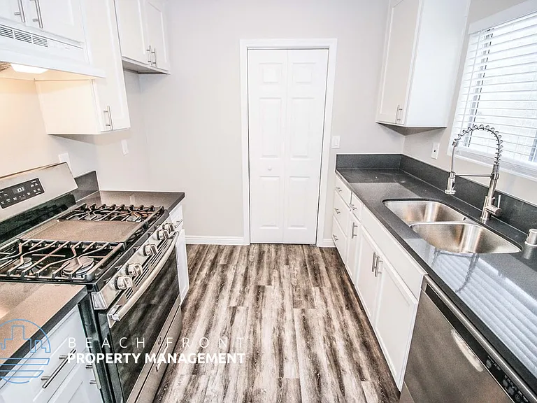 7892 Holt Ave. — Photo 8