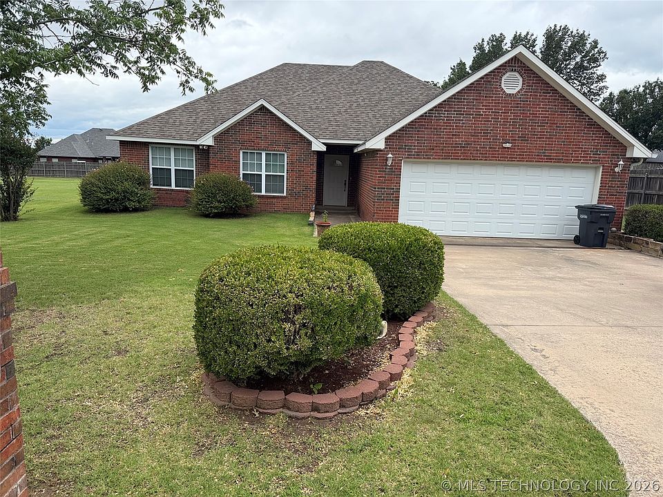 1st image of 1649 Brentwood Cir