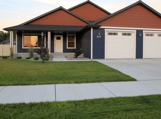 929 Sandcherry St, Billings, MT 59106