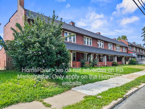 2nd image of 1517 1/2 Davis Ave