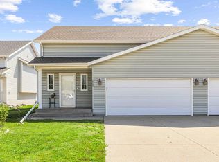 605 13 1/2 Ave E, West Fargo, ND 58078