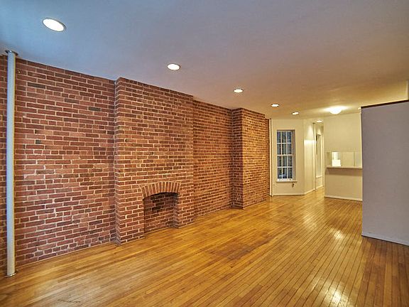3rd image of 316 E 82nd St APT 2RW