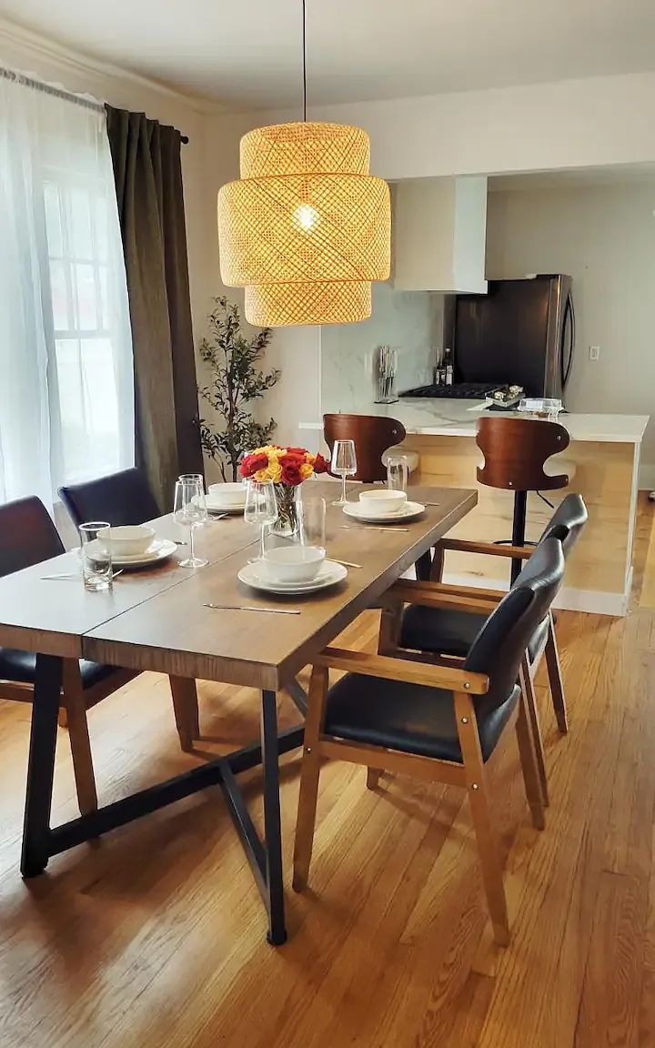 4 bed, 1872 sqft, $2,500 — Photo 3
