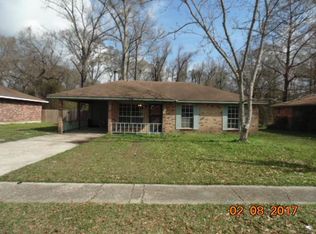 2611 Boxwood Dr, Baker, LA 70714