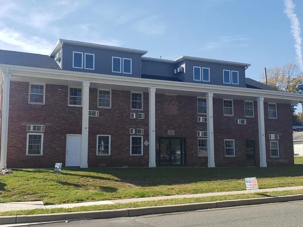 100 Sparta Ave #1003, Newton, NJ 07860