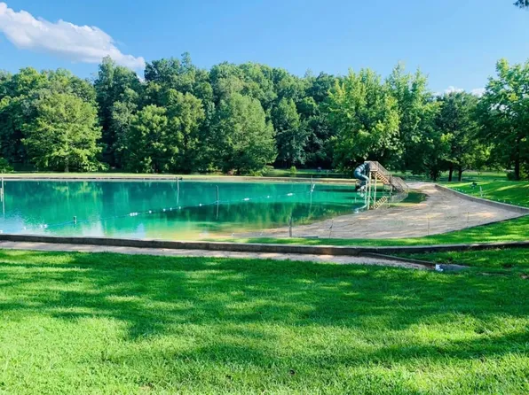 416 Lake Sweet Gum Rd, Burfordville, MO 63739