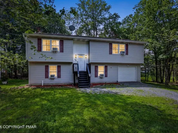 8440 Bear Trail Dr, Tobyhanna, PA 18466