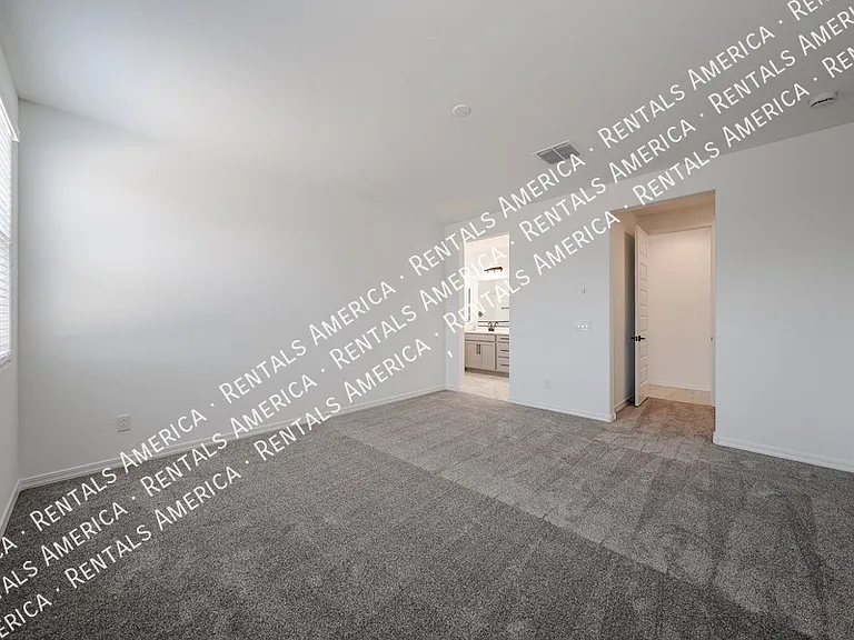 8725 W Windsor Blvd — Photo 33