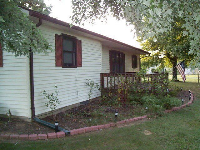 2nd image of 125 Harper Circle Rd