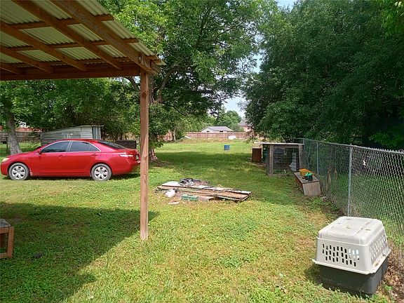 5th image of 9606 Irby St