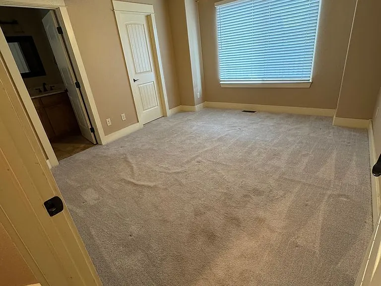 4249 Woodlake Ln — Photo 6