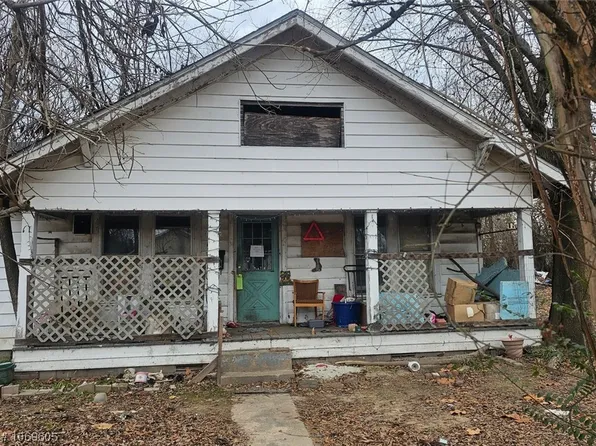 829 S 2nd St, Dardanelle, AR 72834