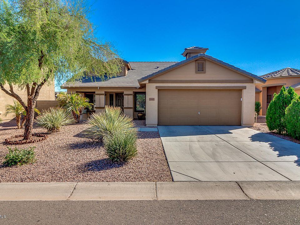1st image of 1945 W Half Moon Cir