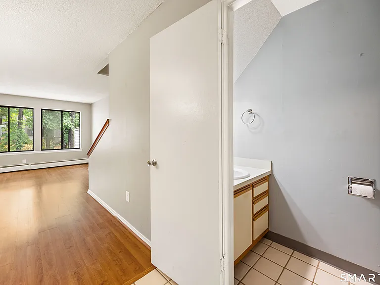 5 Staunton Ct #B — Photo 7