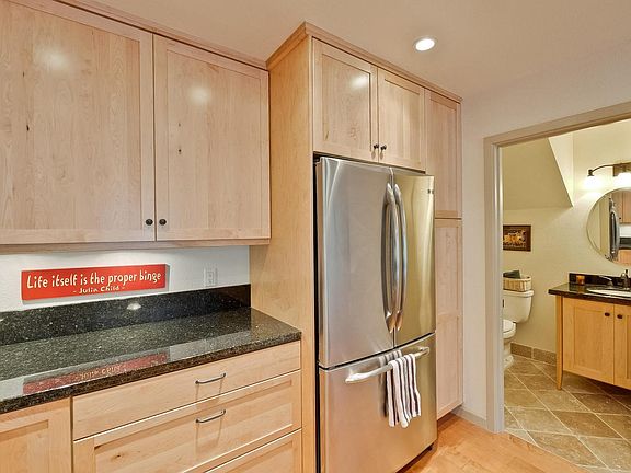 3rd image of 5415 Colony Green Dr