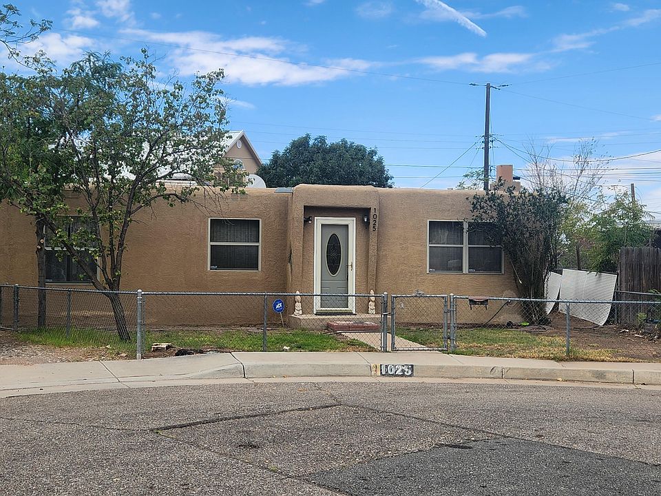 1st image of 1025 Lynch Ct NW
