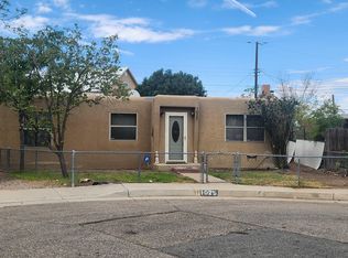 1025 Lynch Ct NW, Albuquerque, NM 87104