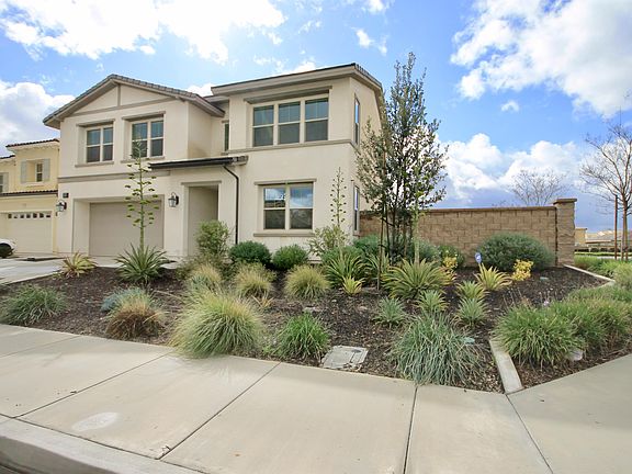 2nd image of 30635 Aspen Glen St