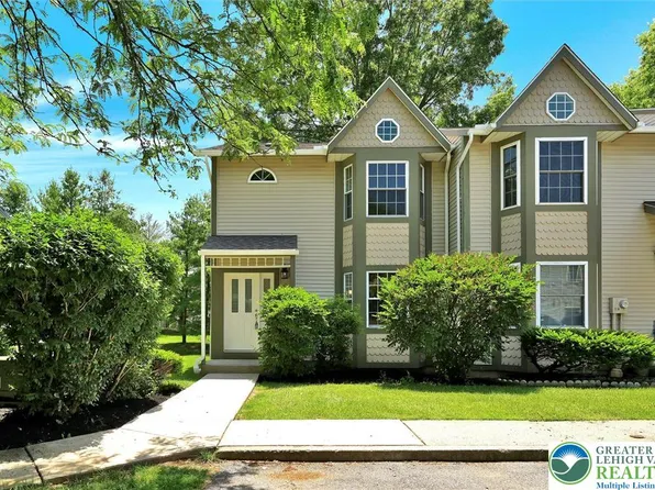 120 Founders Ct, Bethlehem, PA 18020