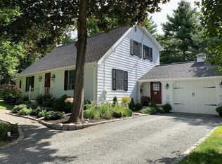 72 Walnut St, Walpole, MA 02081