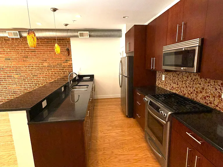 2444 Ontario Rd NW #1 — Photo 8
