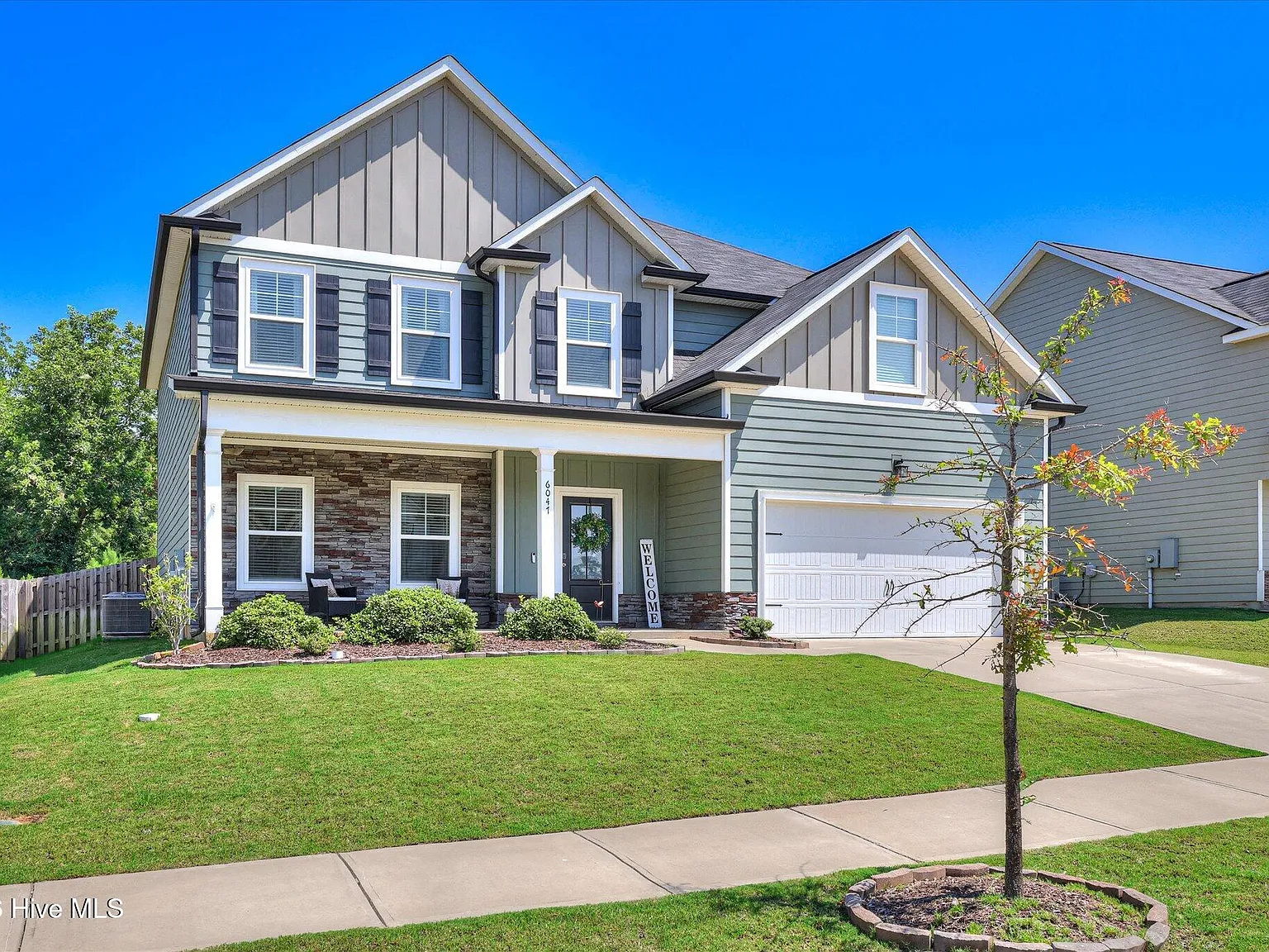 5 bed, 4.0 bath, 3166 sqft, $2,900 — Photo 1