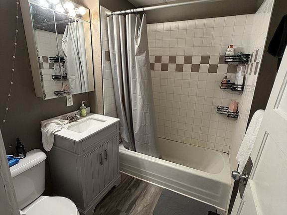 2nd image of 123 N Blair St #123