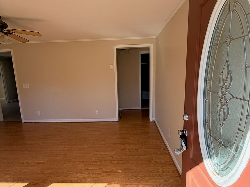 1st image of 101 Virginia Ln