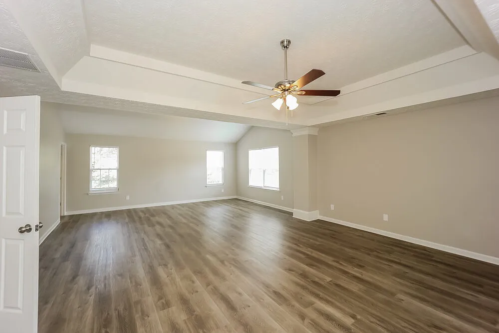 4 bed, 2.5 bath, 2783 sqft, $2,425 — Photo 4