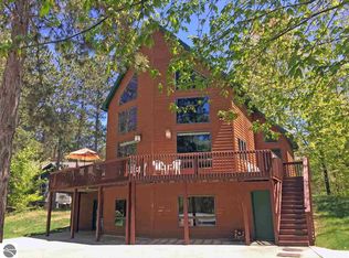 7961 Manitou Ct, Thompsonville, MI 49683