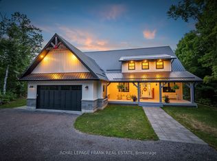 975 Ray Rd, Madoc, ON K0K 2K0