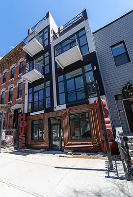 Rented by Nooklyn NYC LLC | media 43