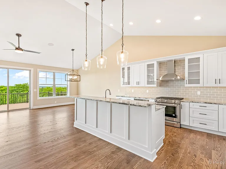 460 S Stone Ridge Dr — Photo 9