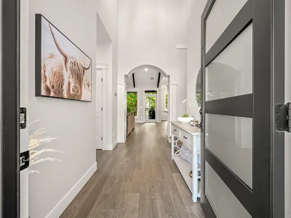 2880 Arden Rd #4, Courtenay, BC V9N 0E9