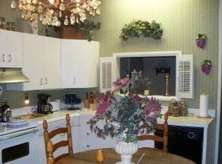 205 S Main St, Headland, AL 36345