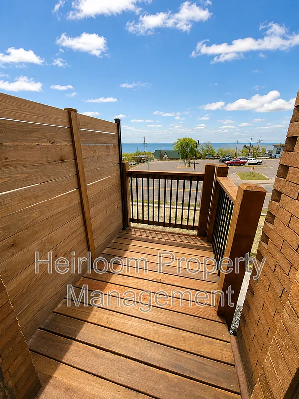 1 bed, 1.0 bath, 800 sqft, $1,400 — Photo 3