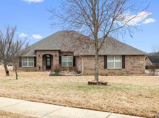116 Swan Pond Dr, Huntsville, AL 35824