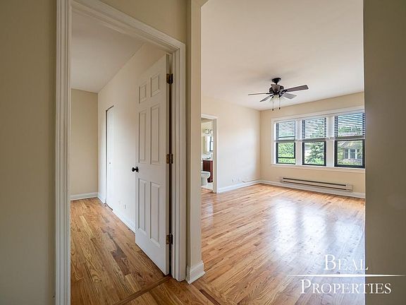4th image of 4737 N Hermitage Ave APT 201