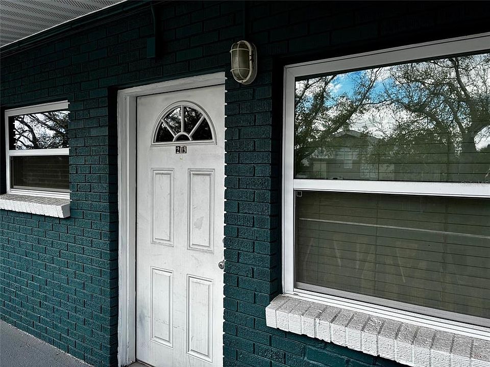 1st image of 10004 Cortez Rd W APT 209