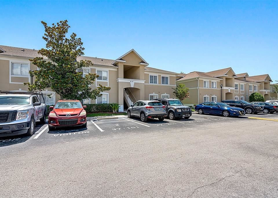 1st image of 6437 Cypressdale Dr Unit 202