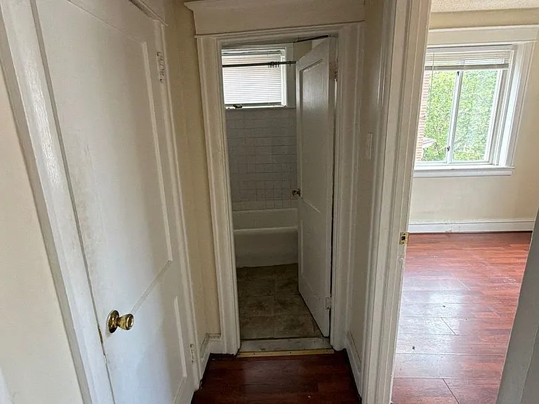 St. Jude Apartments — Photo 29