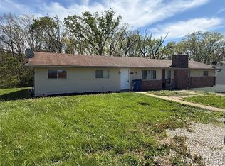106 Schemmer Rd, Wright City, MO 63390