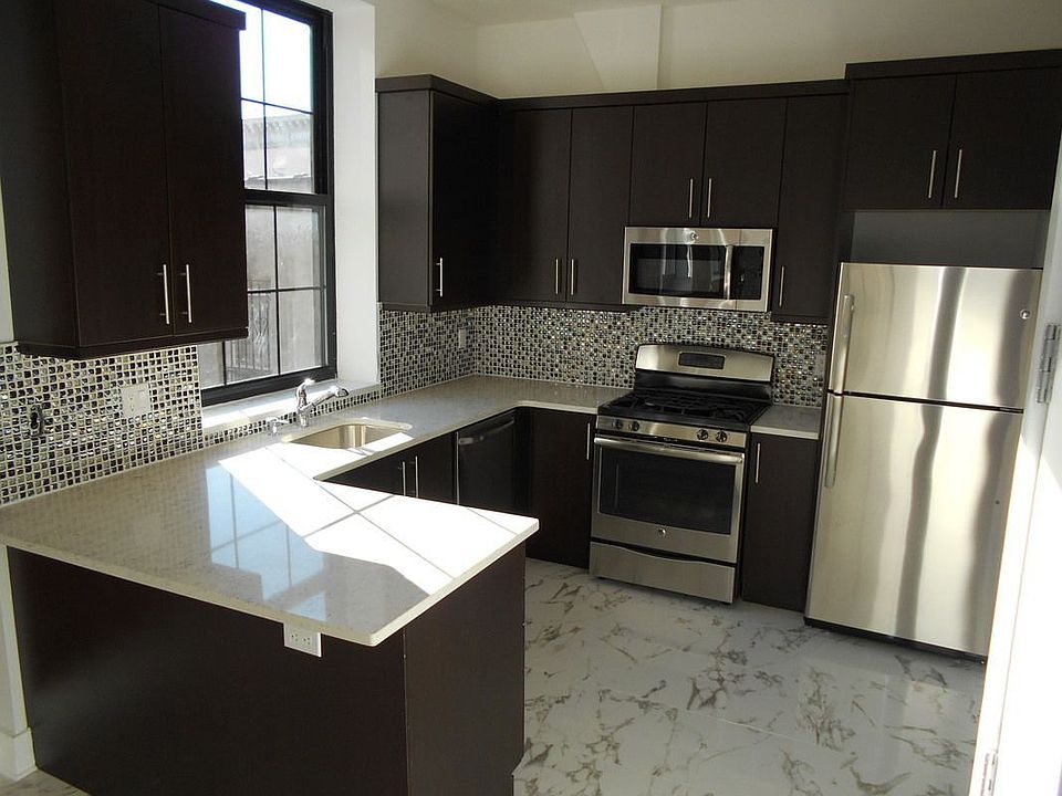 1st image of 2575 22nd St APT 2G
