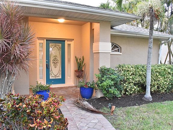 2nd image of 4626 SW 23rd Ave