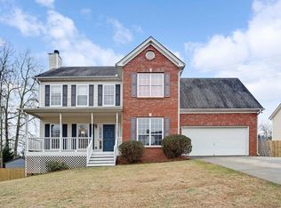 834 Sunny Field Ln, Lawrenceville, GA 30043