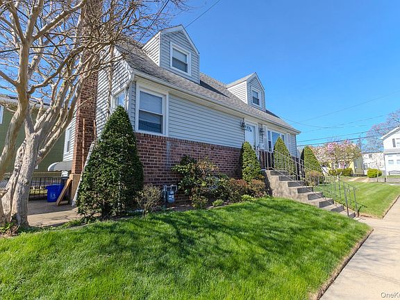 5th image of 4 Fairfax Street