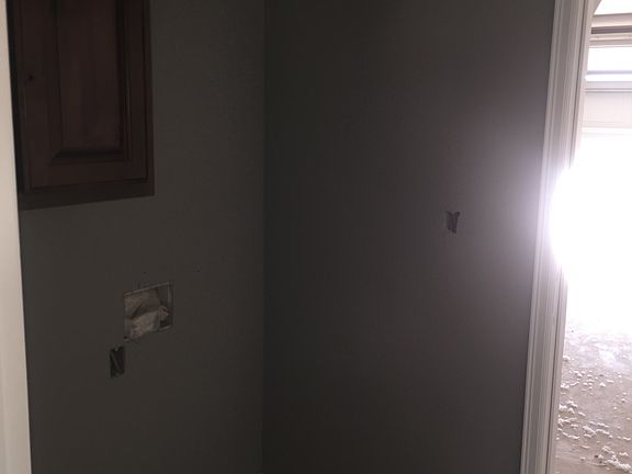 4th image of 2285 Latigo Ln