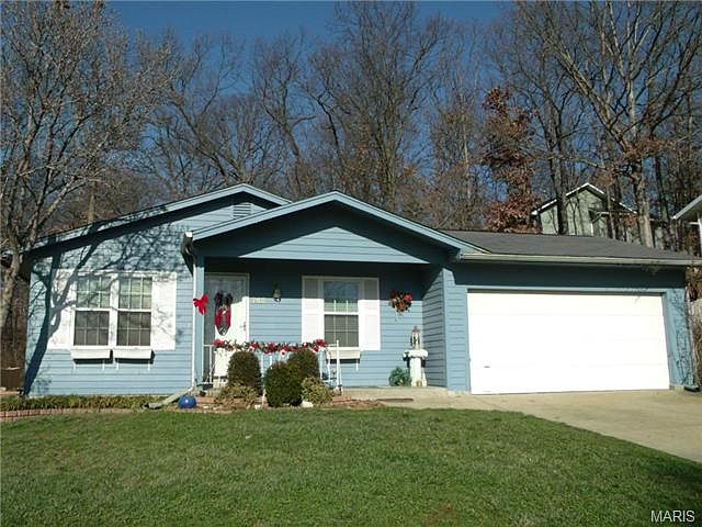 1st image of 763 Crescent Woods Dr