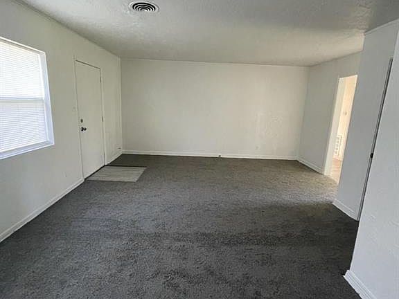 3rd image of 2380 Primrose St